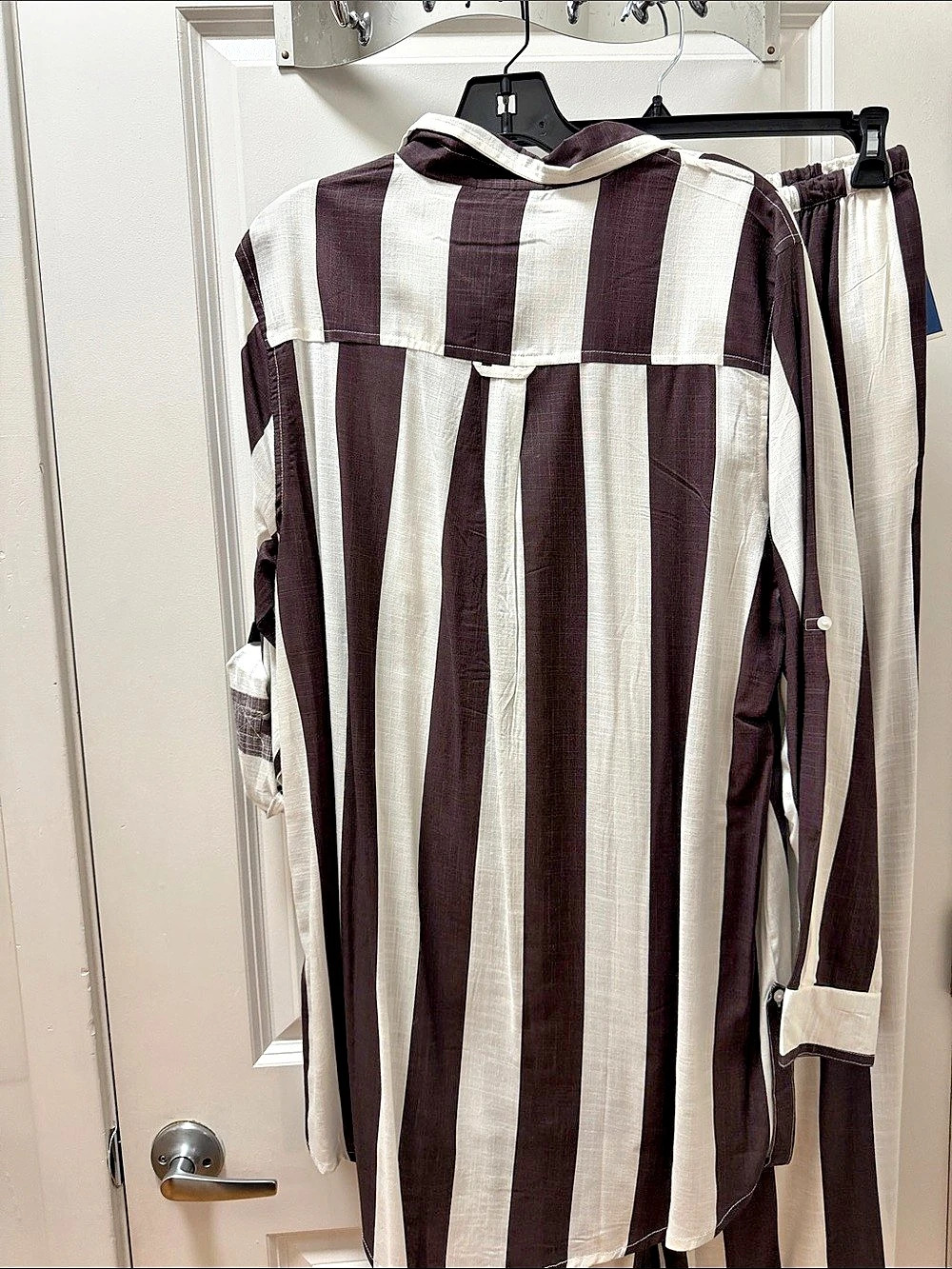 True Destinations Brown & White Striped Wide Leg Set NWT - Picture 3 of 6